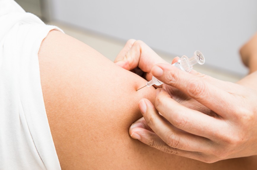 Adolescence et jeunes adultes : un âge clé pour la vaccination